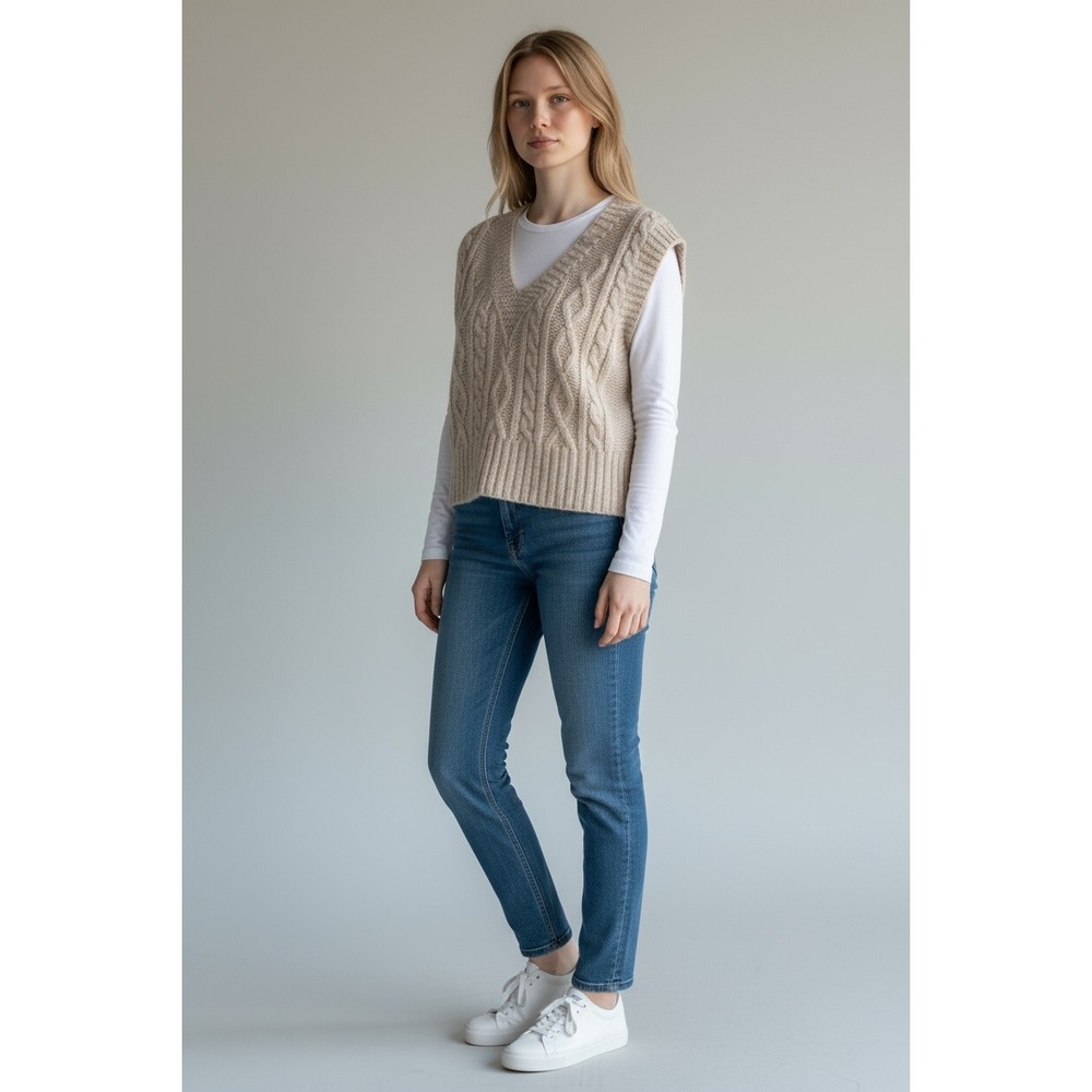 Ruby Moon Cable Knit V-Neck Sleeveless Sweater Vest, Tan, Size S, NWT‎
